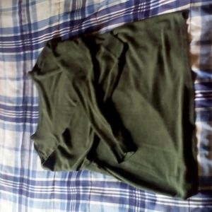 A Comfortable Green Long Sleeve Unisex Shirt